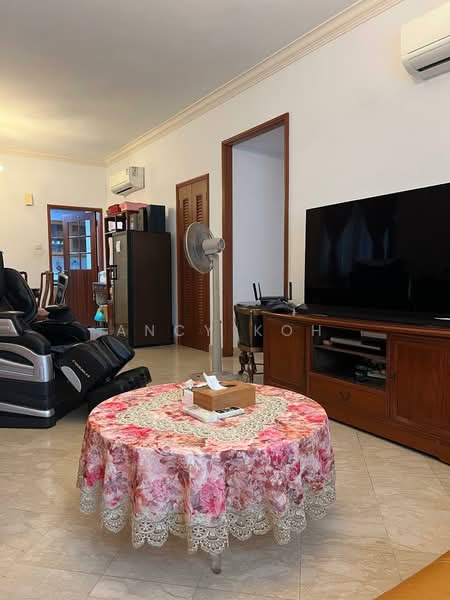 Parc Palais, 53 Hume Avenue, 3 Bedrooms, 1,335 sqft, Condominium For Sale, by Ancy Koh, 500108249 - Living Room - PropertyGuru.com.sg