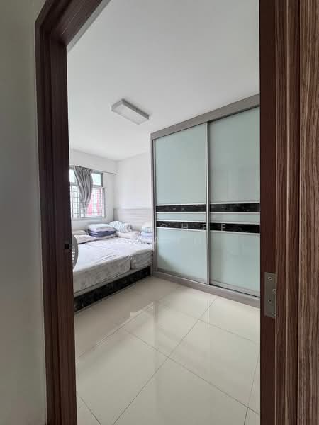 438C Bukit Batok West Avenue 8, 438C Bukit Batok West Avenue 8, 2 Bedrooms, 732 sqft, HDB Flat For Sale, by Tan Chee Hwang, 500108251 - Bedroom - PropertyGuru.com.sg