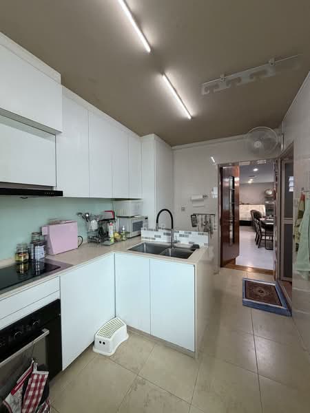 174A Edgedale Plains, 174A Edgedale Plains, 3 Bedrooms, 1,184 sqft, HDB Flat For Sale, by XAVIER TEI, 500108253 - Kitchen - PropertyGuru.com.sg