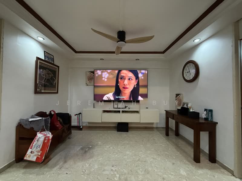 146 Bukit Batok West Avenue 6, 146 Bukit Batok West Avenue 6, 2 Bedrooms, 883 sqft, HDB Flat For Sale, by Jeremiah Buy, 500108261 - Living Room - PropertyGuru.com.sg