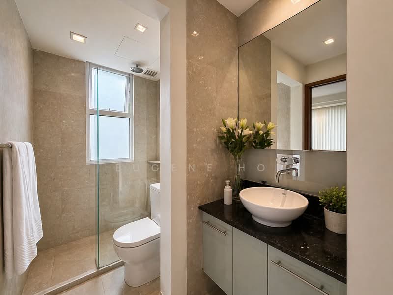 🌟 FREEHOLD, CHEAP, BALMORAL / STEVENS / NASSIM, , 3 Bedrooms, 1,389 sqft, Condominium For Sale, by Eugene Ho, 500108264 - Bathroom - PropertyGuru.com.sg