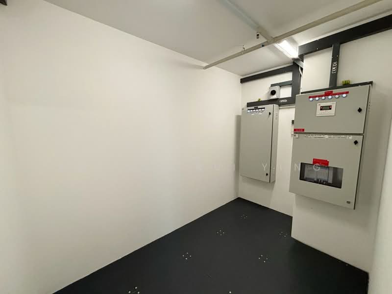 Hub Synergy Point, 70 Anson Road, 7,233 sqft, Office For Rent, by Rae Yeo Rui Ying, 500108273 - Server Room - CommercialGuru.com.sg