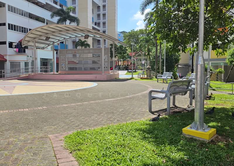 228 Serangoon Avenue 4, 228 Serangoon Avenue 4, 3 Bedrooms, 1,001 sqft, HDB Flat For Sale, by Jacqueline Soh, 500108287 - Exterior - PropertyGuru.com.sg