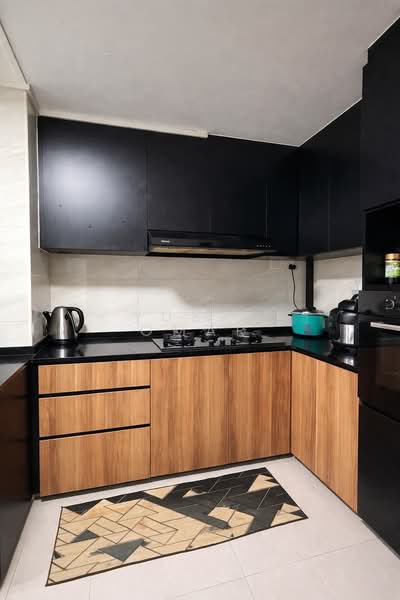 422 Choa Chu Kang Avenue 4, 422 Choa Chu Kang Avenue 4, 3 Bedrooms, 1,119 sqft, HDB Flat For Sale, by Yusri Omar, 500108289 - Kitchen - PropertyGuru.com.sg