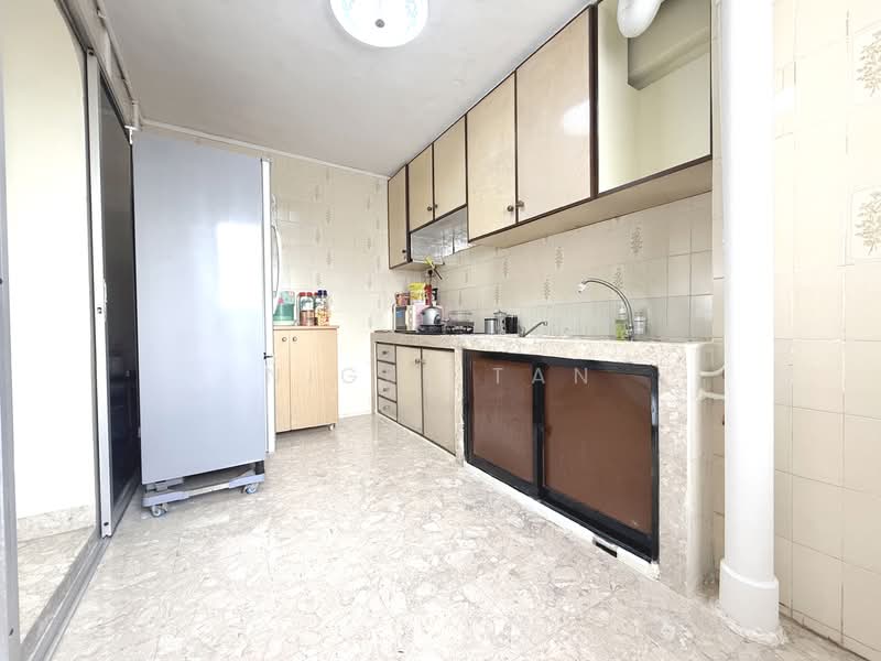 179 Toa Payoh Central, 179 Toa Payoh Central, 3 Bedrooms, 904 sqft, HDB Flat For Sale, by Nigel Tan, 500108290 - Kitchen - PropertyGuru.com.sg