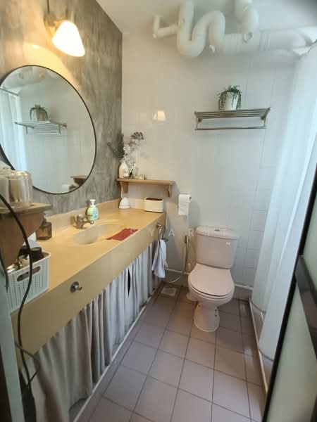 292 Bishan Street 22, 292 Bishan Street 22, 4 Bedrooms, 1,313 sqft, HDB Flat For Sale, by J. Syarif, 500108297 - Bathroom - PropertyGuru.com.sg