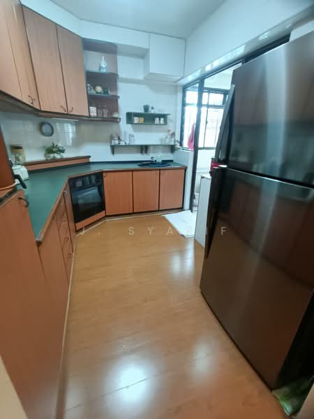 292 Bishan Street 22, 292 Bishan Street 22, 4 Bedrooms, 1,313 sqft, HDB Flat For Sale, by J. Syarif, 500108297 - Kitchen - PropertyGuru.com.sg