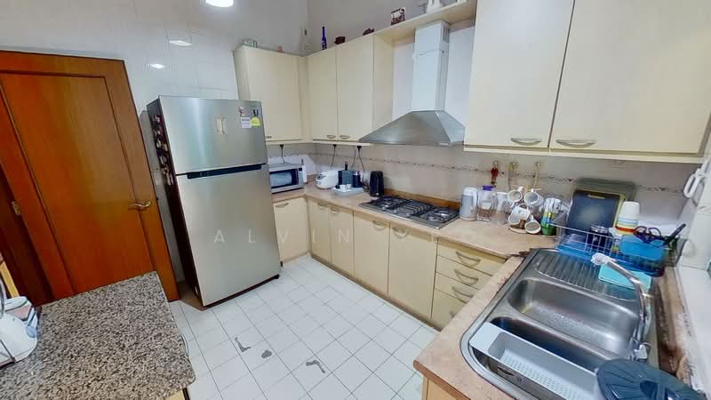 Lakeside Grove, Corporation Rise, 5 Bedrooms, 2,935 sqft, Terraced House For Sale, by Alvin Yeo, 500108299 - Kitchen - PropertyGuru.com.sg