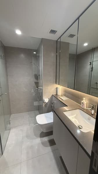 Sky Eden @ Bedok, 1 Bedok Central, 2 Bedrooms, 689 sqft, Condominium For Rent, by Agent Rizal, 500108337 - Bathroom - PropertyGuru.com.sg