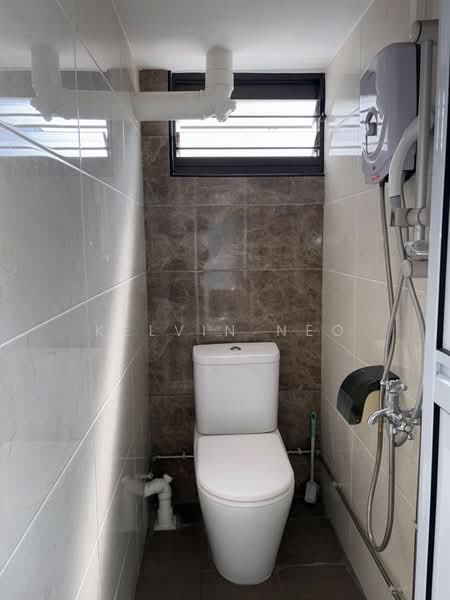 44 Bedok South Road, 44 Bedok South Road, 3 Bedrooms, 904 sqft, HDB Flat For Sale, by Kelvin Neo, 500108347 - Bathroom - PropertyGuru.com.sg