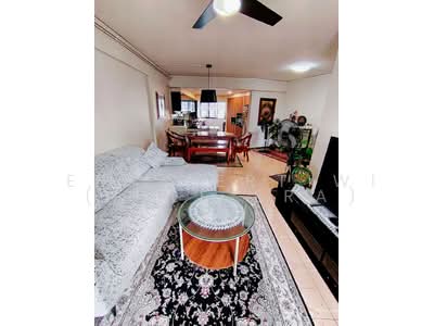 For Sale - 327 Hougang Avenue 5