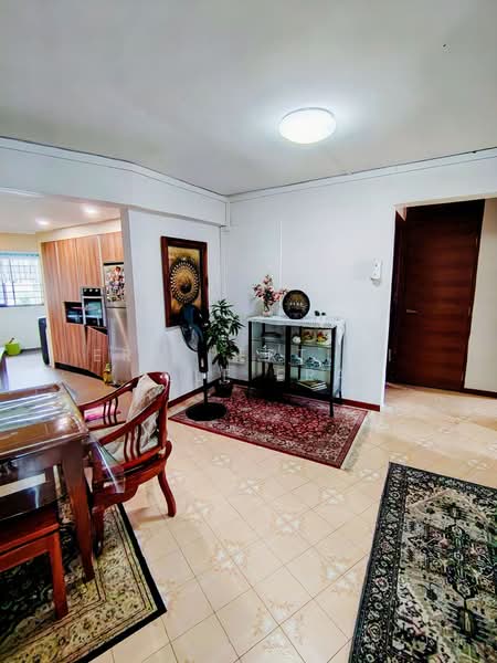 327 Hougang Avenue 5, 327 Hougang Avenue 5, 3 Bedrooms, 1,001 sqft, HDB Flat For Sale, by Era Pertiwi (Elle Era), 500108351 - Dining Room - PropertyGuru.com.sg