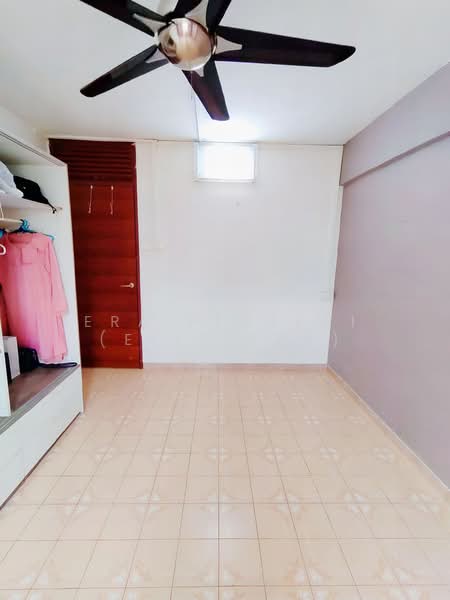 327 Hougang Avenue 5, 327 Hougang Avenue 5, 3 Bedrooms, 1,001 sqft, HDB Flat For Sale, by Era Pertiwi (Elle Era), 500108351 - Bedroom - PropertyGuru.com.sg