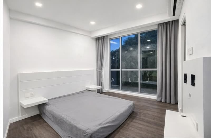 swiss view, , 6 Bedrooms, 4,300 sqft, Terraced House For Rent, by Belinda Liu, 500108359 - Bedroom - PropertyGuru.com.sg