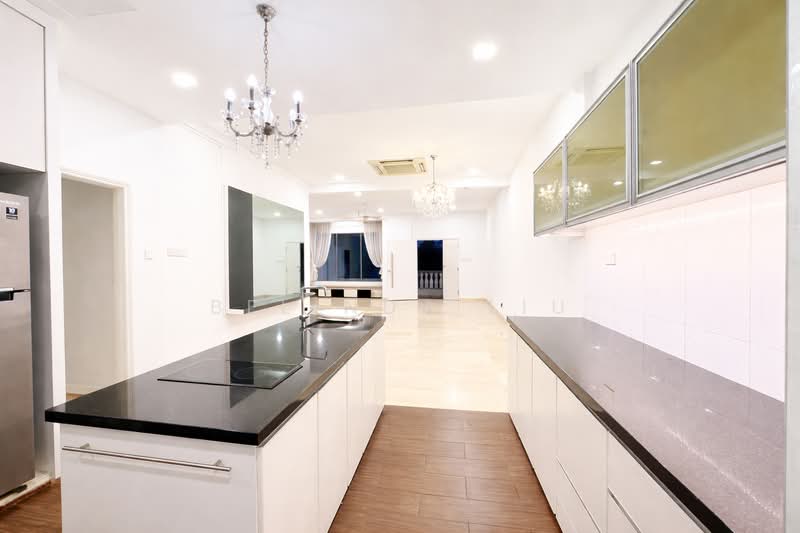 swiss view, , 6 Bedrooms, 4,300 sqft, Terraced House For Rent, by Belinda Liu, 500108359 - Kitchen - PropertyGuru.com.sg
