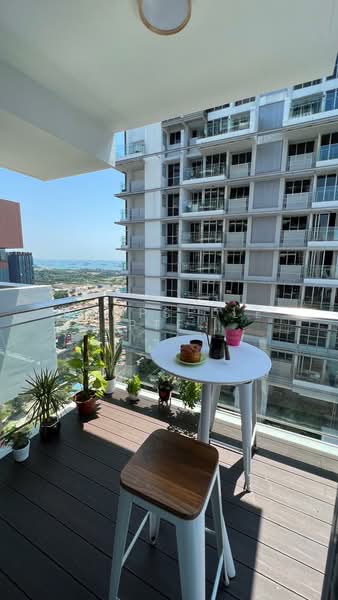 Lumiere, 2 Mistri Road, 1 Bedroom, 624 sqft, Apartment For Sale, by NOEL PHOON, 500108366 - Balcony - PropertyGuru.com.sg