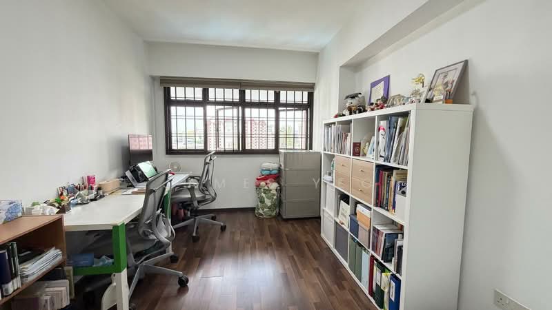 25B Jalan Membina, 25B Jalan Membina, 3 Bedrooms, 969 sqft, HDB Flat For Sale, by James Yeo, 500108391 - Study - PropertyGuru.com.sg