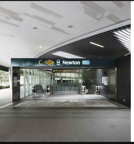 10 Evelyn | ⭐ Within 1km to ACS ⭐ Prestigious Newton Address | Freehold | Prime District 11 Living, , 1 Bedroom, 495 sqft, Condominium For Sale, by Zack Liang, 500108398 - Entrance - PropertyGuru.com.sg