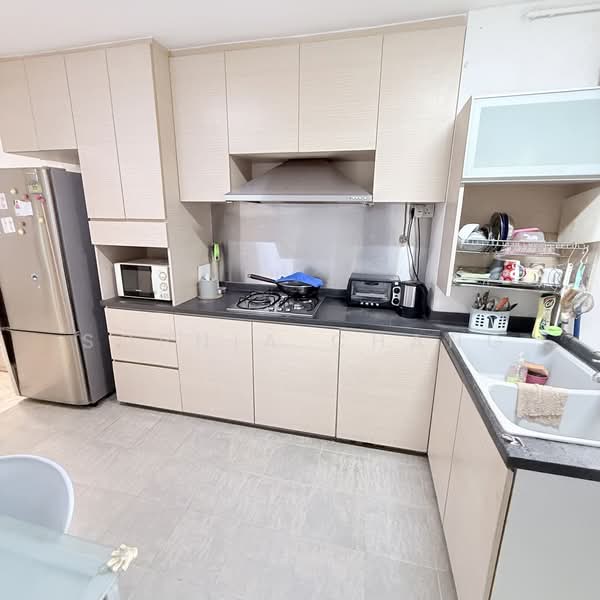 30 Kelantan Road, 30 Kelantan Road, 3 Bedrooms, 710 sqft, HDB Flat For Sale, by Sophia Chang, 500108399 - Kitchen - PropertyGuru.com.sg