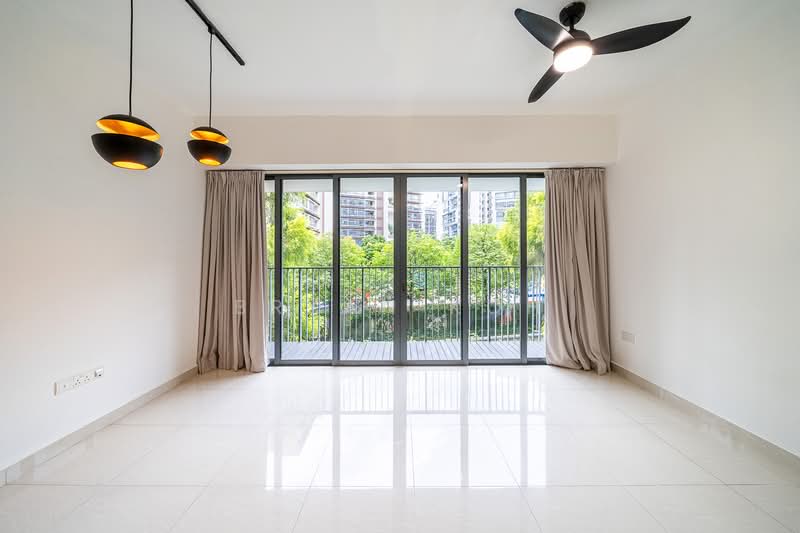 Coco Palms, 17 Pasir Ris Grove, 3 Bedrooms, 1,098 sqft, Condominium For Rent, by Bryan Koh, 500108410 - Balcony - PropertyGuru.com.sg