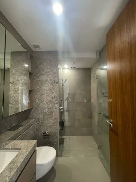 Stirling Residences, 25 Stirling Road, 2 Bedrooms, 657 sqft, Condominium For Rent, by Jessica Siow, 500108414 - Bathroom - PropertyGuru.com.sg