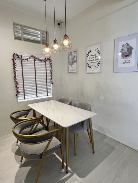 55 Tiong Bahru Road, 55 Tiong Bahru Road, 3 Bedrooms, 1,088 sqft, Walk-up Apartment For Rent, by Jeslyn Lim 林瑞香, 500108426 - Dining Room - PropertyGuru.com.sg