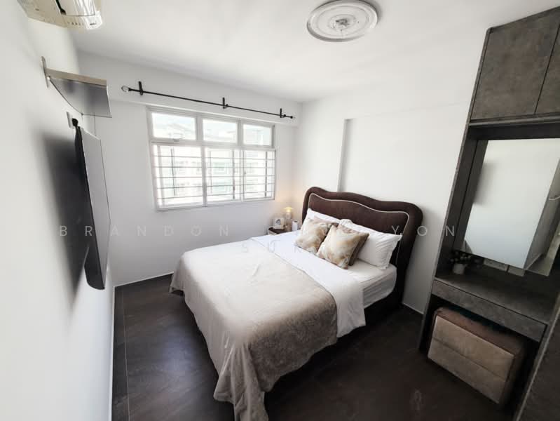 672D Edgefield Plains, 672D Edgefield Plains, 3 Bedrooms, 968 sqft, HDB Flat For Sale, by Brandon Choi Yong Suk, 500108428 - Bedroom - PropertyGuru.com.sg