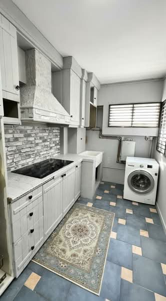 257A Compassvale Road, 257A Compassvale Road, 2 Bedrooms, 1,184 sqft, HDB Flat For Sale, by John Lee, 500108435 - Kitchen - PropertyGuru.com.sg