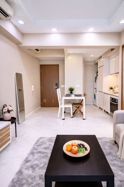 Suites at Orchard, 38 Handy Road, 1 Bedroom, 559 sqft, Condominium For Sale, by Doris Tey, 500108437 - Living Room - PropertyGuru.com.sg