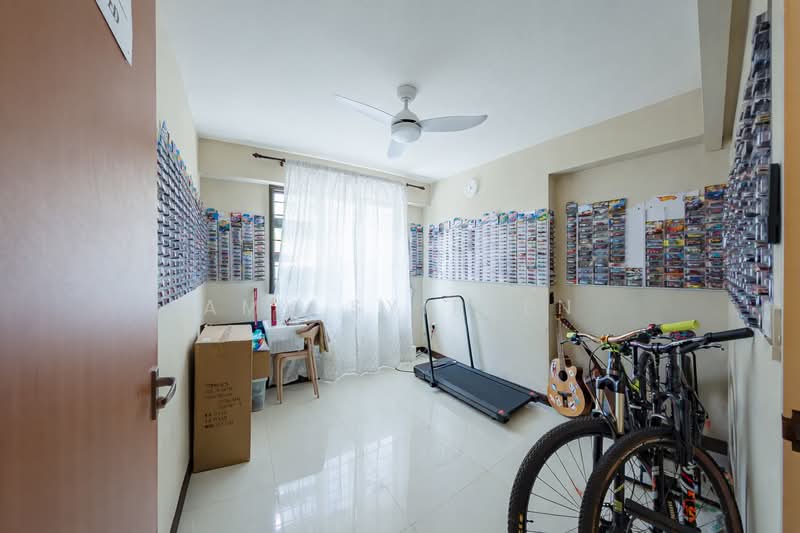 122A Punggol Edge, 122A Edgedale Plains, 3 Bedrooms, 1,001 sqft, HDB Flat For Sale, by Amy Syireen, 500108458 - Interior - PropertyGuru.com.sg