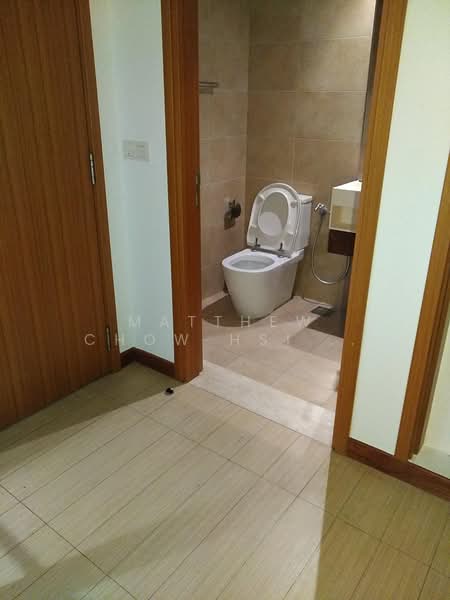 Cabana, 145A Sunrise Terrace, 5 Bedrooms, 3,046 sqft, Cluster House For Sale, by Matthew Chow Hsien Hua, 500108464 - Bathroom - PropertyGuru.com.sg