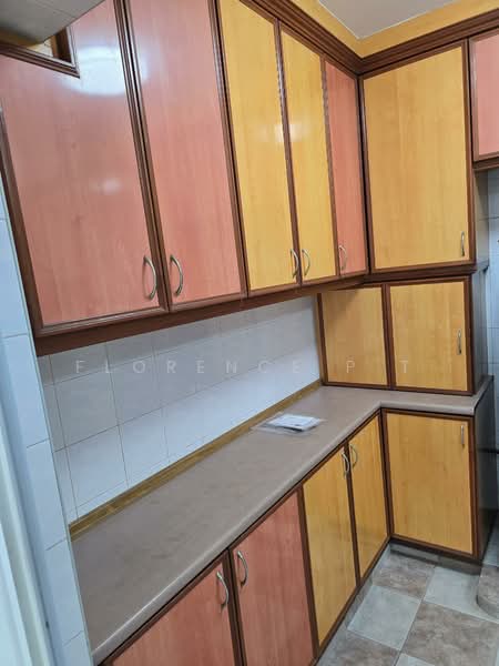 117B Rivervale Drive, 117B Rivervale Drive, 3 Bedrooms, 1,389 sqft, HDB Flat For Sale, by Florence P T, 500108472 - Kitchen - PropertyGuru.com.sg