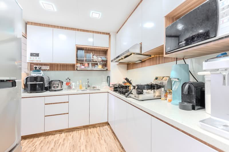 Central View, 52 Hougang Street 11, 2 Bedrooms, 980 sqft, Condominium For Sale, by Michelle Lee, 500108475 - Kitchen - PropertyGuru.com.sg