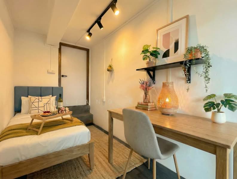 Holland, , Room Rental, 120 sqft, Apartment For Rent, by Liang Xhin, 500108481 - Bedroom - PropertyGuru.com.sg