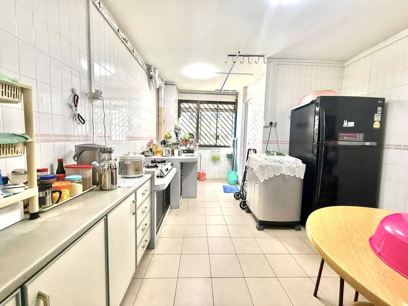 224 Simei Street 4, 224 Simei Street 4, 4 Bedrooms, 1,313 sqft, HDB Flat For Sale, by Kenneth Yeo, 500108493 - Kitchen - PropertyGuru.com.sg