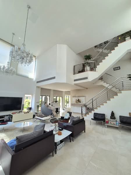 Greenbank Park, Greenbank Park, 6 Bedrooms, 5,200 sqft, Detached House For Sale, by Ivy Lew, 500108494 - Living Room - PropertyGuru.com.sg