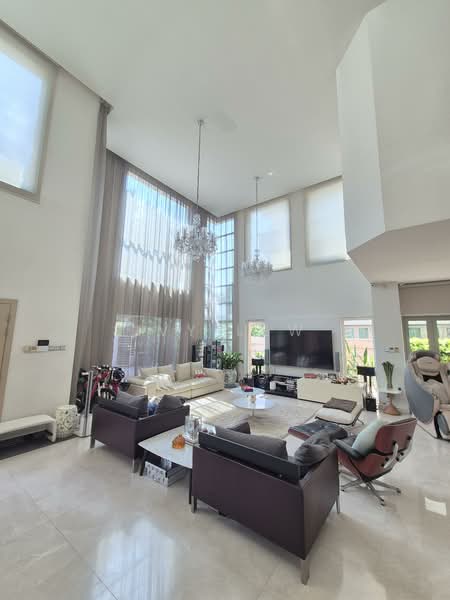 Greenbank Park, Greenbank Park, 6 Bedrooms, 5,200 sqft, Detached House For Sale, by Ivy Lew, 500108494 - Living Room - PropertyGuru.com.sg