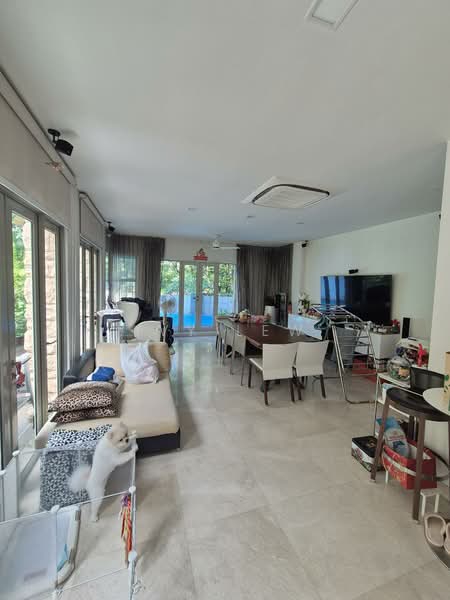 Greenbank Park, Greenbank Park, 6 Bedrooms, 5,200 sqft, Detached House For Sale, by Ivy Lew, 500108494 - Living Room - PropertyGuru.com.sg