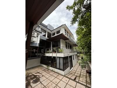For Rent - Ford Avenue