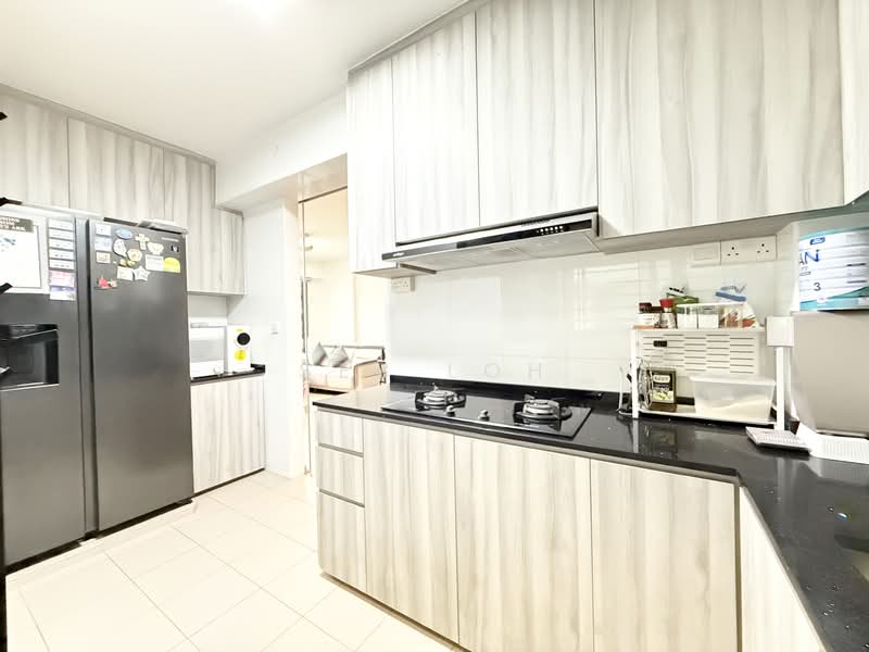 462A Blossom Spring @ Yishun, 462A Yishun Avenue 6, 2 Bedrooms, 732 sqft, HDB Flat For Sale, by Seb Loh, 500108497 - Kitchen - PropertyGuru.com.sg