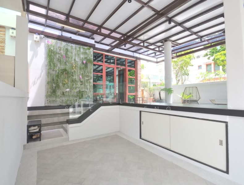 Tanah Merah Green, 35 Tanah Merah Kechil Rise, 5 Bedrooms, 3,652 sqft, Corner Terrace For Sale, by Priscilla Kang Swee Cheng, 500108506 - Exterior - PropertyGuru.com.sg