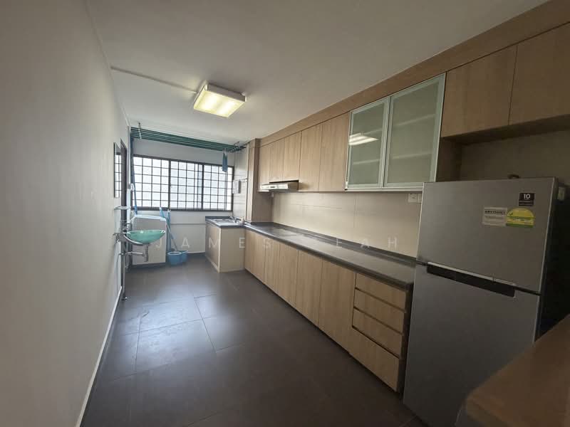 177 Bishan Street 13, 177 Bishan Street 13, 3 Bedrooms, 883 sqft, HDB Flat For Rent, by James Seah, 500108507 - Kitchen - PropertyGuru.com.sg