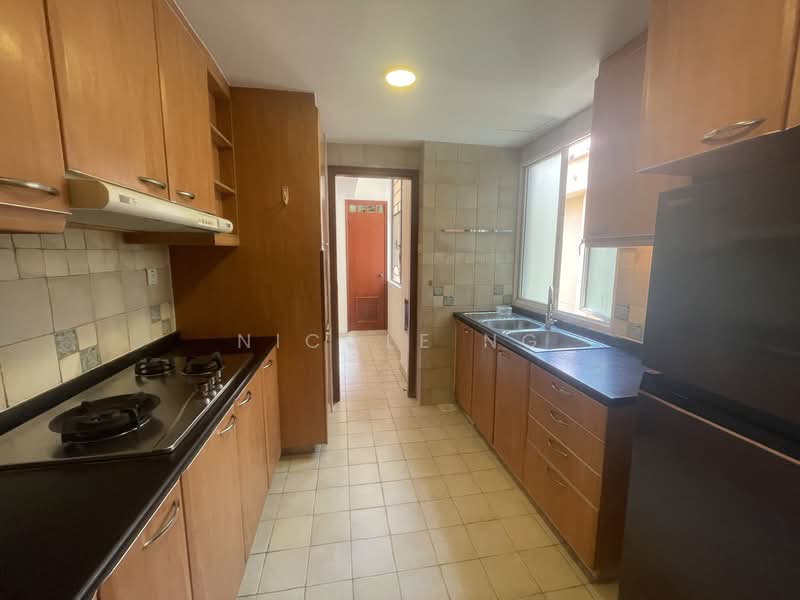 Seletar Springs Condominium, 100 Gerald Drive, 4 Bedrooms, 2,067 sqft, Condominium For Rent, by Nicole Ng, 500108514 - Kitchen - PropertyGuru.com.sg