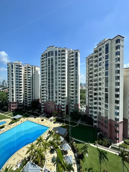 The Makena, 121 Meyer Road, 3 Bedrooms, 1,152 sqft, Condominium For Rent, by Amy Sng, 500108520 - View from Living - PropertyGuru.com.sg