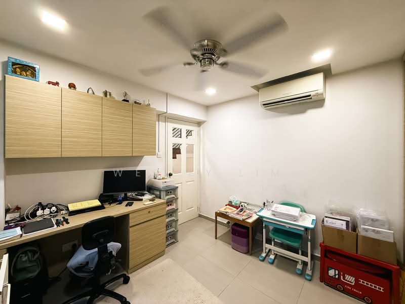 531 Pasir Ris Drive 1, 531 Pasir Ris Drive 1, 4 Bedrooms, 1,582 sqft, HDB Flat For Sale, by Wesley Lim, 500108526 - Study(lv 1) - PropertyGuru.com.sg