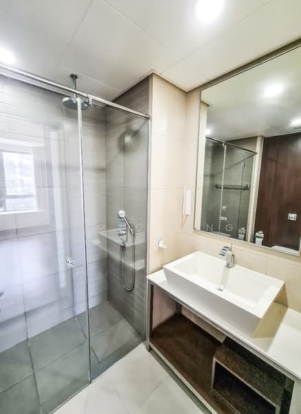 The Sail @ Marina Bay, 6 Marina Boulevard, 2 Bedrooms, 883 sqft, Condominium For Sale, by James Tang, 500108527 - Bathroom - PropertyGuru.com.sg