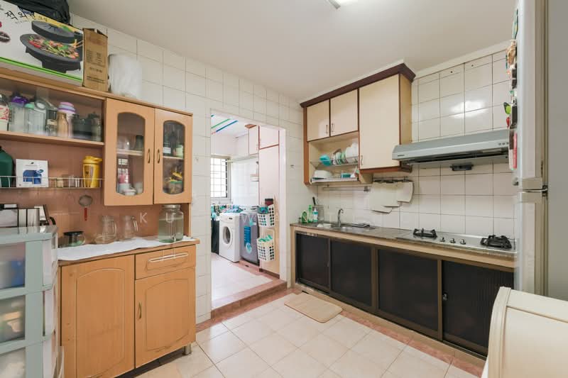 757 Woodlands Avenue 4, 757 Woodlands Avenue 4, 3 Bedrooms, 1,109 sqft, HDB Flat For Sale, by Kua WanTing, 500108539 - Kitchen - PropertyGuru.com.sg