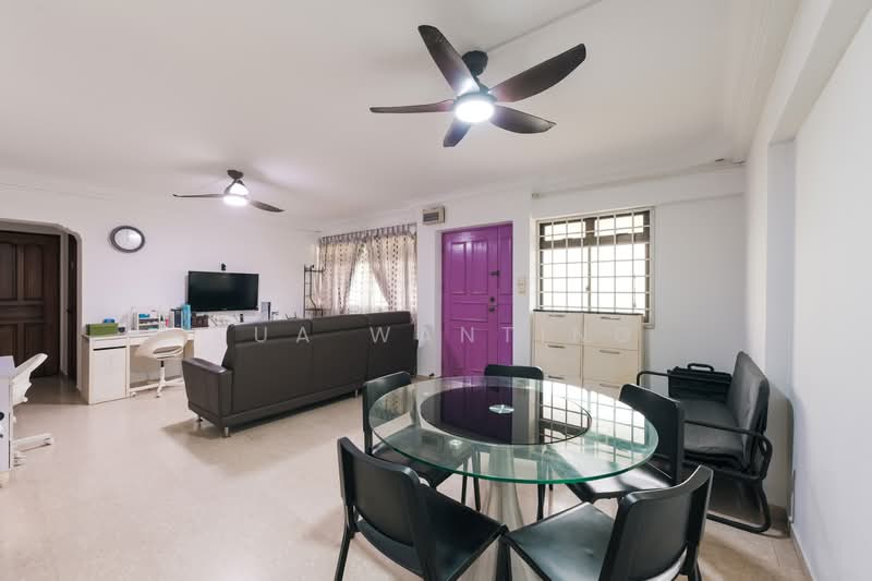 757 Woodlands Avenue 4, 757 Woodlands Avenue 4, 3 Bedrooms, 1,109 sqft, HDB Flat For Sale, by Kua WanTing, 500108539 - Living / Dining Room - PropertyGuru.com.sg