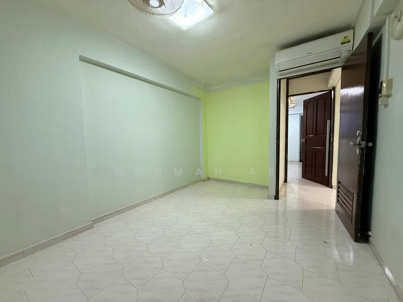 678 Hougang Avenue 8, 678 Hougang Avenue 8, 2 Bedrooms, 689 sqft, HDB Flat For Rent, by Norman AB, 500108552 - Interior - PropertyGuru.com.sg