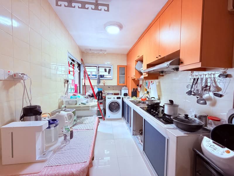 275D Jurong West Street 25, 275D Jurong West Street 25, 4 Bedrooms, 1,195 sqft, HDB Flat For Sale, by James Yeo, 500108559 - Kitchen - PropertyGuru.com.sg